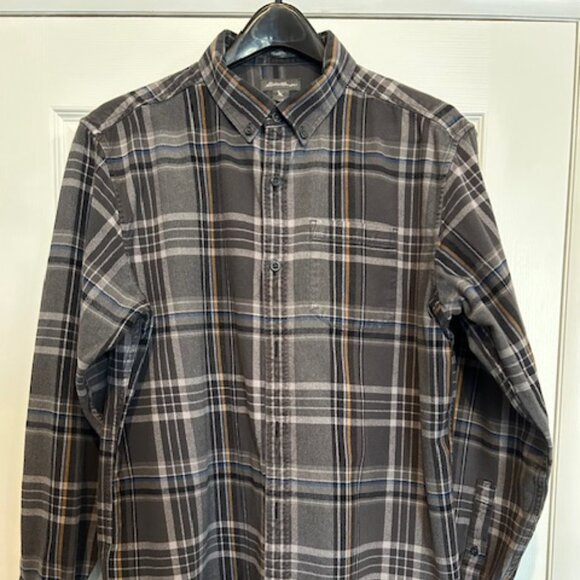 Eddie Bauer Relaxed Fit Men's Plaid Button Down Flannel Shirt Size Large EUC - Picture 1 of 4